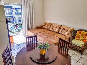 Apto a 70 metros da praia, Piscina, 03 Ar Condicionados, Vaga de Garagem