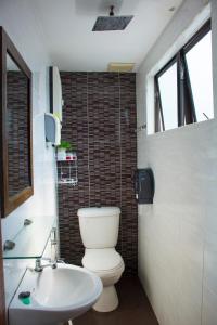 1511 Guest House