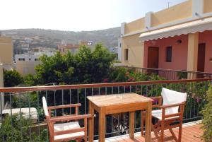 Konstantza Studios and Apartments Syros Greece