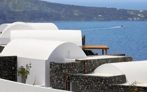 Santo Maris Oia Luxury Suites & Spa Santorini Greece