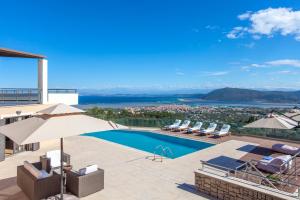Alivia Lefkas Luxury Villas