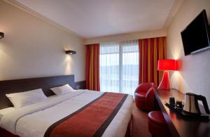 Hotels Hotel Spa Du Beryl : Chambre Standing Double/Lits Jumeaux Lac Terrasse