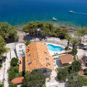 5 star talu Villa Puntinak island Brac Sumartin Horvaatia