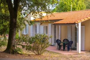 Villages vacances Azureva Ile d'Oleron : Chambre Double