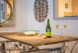 Stunning home with breathtaking sea views