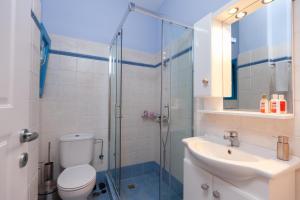 JUST BLUE with amazing Sea Views in Piso Livadi Paros Greece
