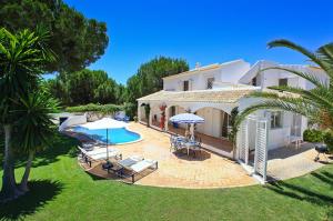 Almancil Villa Sleeps 8 Pool Air Con WiFi T607888