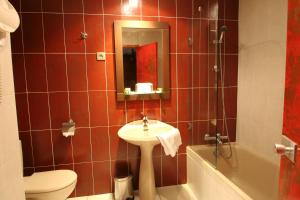 Hotels Hotel La Chaumette : Chambre Lits Jumeaux