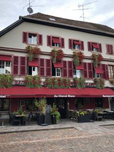 Hotels Hotel SPA Restaurant Au Cheval Blanc : photos des chambres