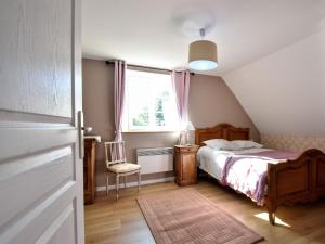 Maisons de vacances Modern Holiday Home in La Barre-de-Semilly : photos des chambres