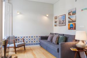 Alfama St George Castle District Fabulous 3 Bedrooms 2 Bathrooms AC Balcony 1st floor Apartment 19th Century Building