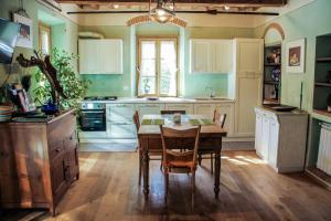 Residenza Fra Le Torri - Charme & Art Gallery Home