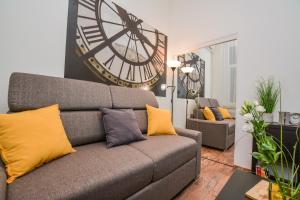 Timeless Apartment with FREE Private PARKING