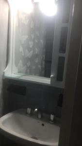 DPTO SOBRE AV.COLON Y GUEMES,A 100 MTS DEL MAR,1AMBIENTE DIVIDIDO,18 MTRS CUADRADOS