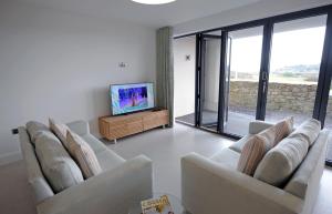 Apartment 2 Waterstone House