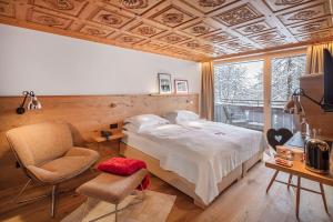 Swiss Alpine Hotel Allalin