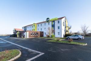 B&B HOTEL CHATEAUROUX Déols