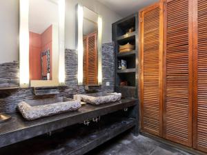 Villa Arte by Villa Finder