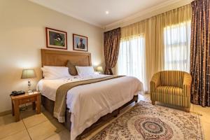 Hoyohoyo Chartwell Lodge