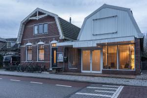 Place 2B in countryside of Amsterdam, First Floor