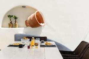 Ambeli Luxury Villa Santorini Greece