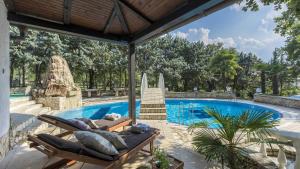 5 stern ferienhaus Pure Luxury Villa with private tennis court Buje Kroatien