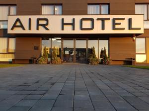 Air Hotel