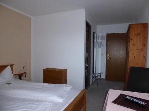 Economy Double Room room in Hotel Garni Post