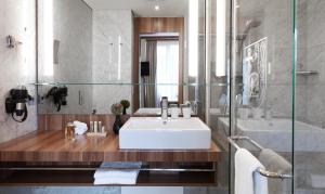 Business Double or Twin Room room in Living Hotel Düsseldorf