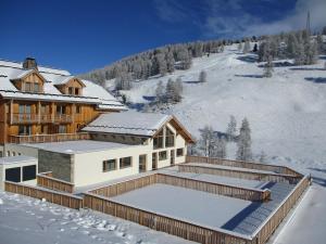 Appartements Duplex Familial a Vars, Chalets des Rennes : photos des chambres