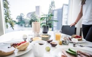 One-Bedroom Apartment with Partial Lake View room in Kolding Hotel Apartments