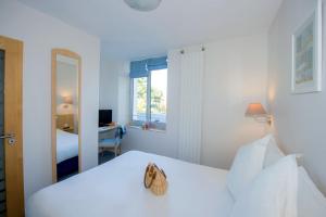 Hotels Hotel Vacances Bleues Villa Caroline : photos des chambres