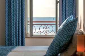Hotels Hotel Vacances Bleues Villa Caroline : photos des chambres