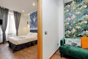 Style Apartment Julia 50 mt from Colosseum