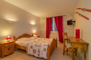 Hotels Hotel La Redoute : Chambre Double ou Lits Jumeaux