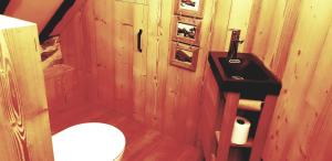 Lodges La Bergerie de Louvie : photos des chambres