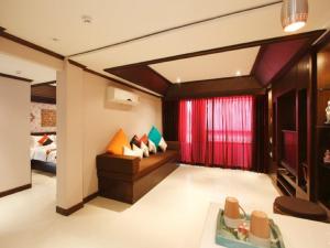 Rayaburi Hotel, Patong