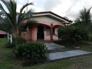 The Sloth Retreat & Studio Fortuna - 福尔图纳