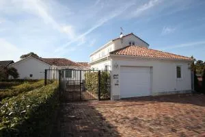 Pine house in nemu Iseshima - Michikata