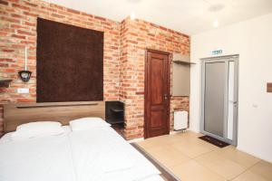 Deluxe Double Room with Bath room in Hostel Etazh