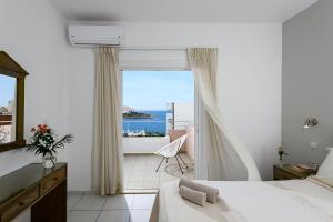 Deluxe One Bedroom Apartment with Sea View