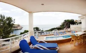 Apartamentos Villa Sirena - Cala Figuera