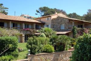 Hotels L' Escapade Hotel & Restaurant : photos des chambres