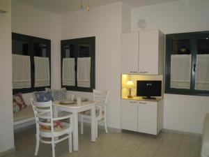 Palemilos Apartments