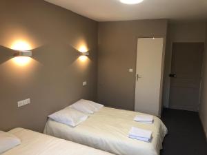 Hotels LE SENT-GINIEIS : photos des chambres