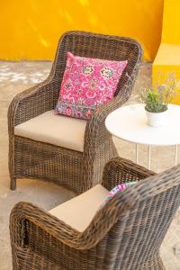 Bright & Spacious With Orange Tree Patio, by TimeCooler