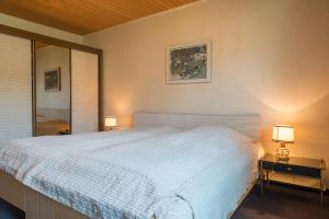 LAAX Homes - Val Signina 8-18