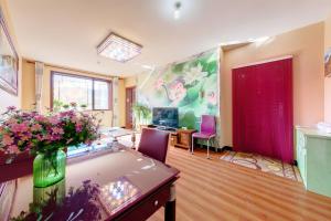 . Beijing GuBei village Happiness Apartment