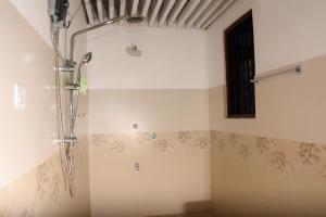 Rovenluck Eco Cabana