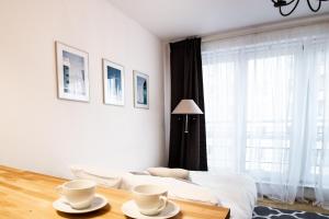 Arkadia Chillout Apartment by BookingHost